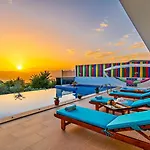 Uzumlu Village 2 Bedroom With Private Pool