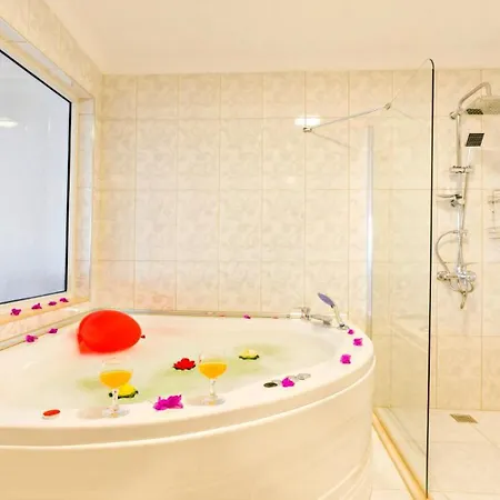 Uzumlu Village 2 Bedroom With Private Pool Villa *
